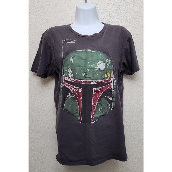 Disney Parks Boba Fett Mandalorian Helmet Distress Graphic Top Medium Star Wars - Picture 1 of 4